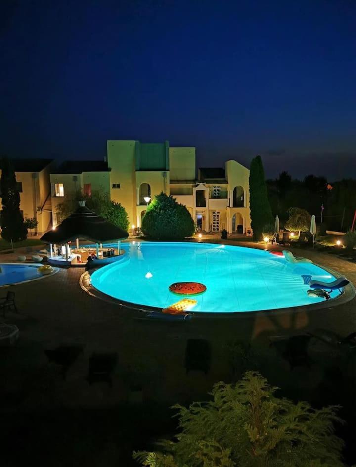 Helena Studio Apartman Siofok Luaran gambar